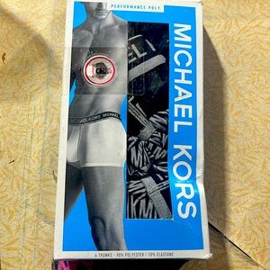 BRAND NEW, OPEN BOX Michael Kors 4 Pack Boxer Briefs